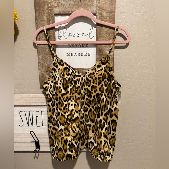 Leopard Print Women's Top - Picture 1 of 5